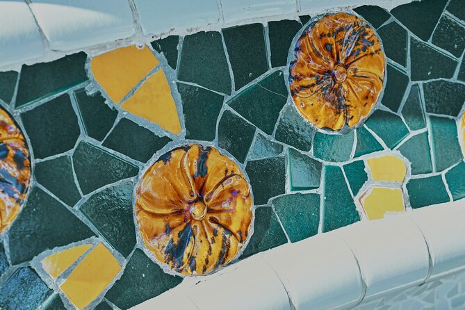 Life of Gaudi and Architectural | Walking Tour | 2h - Palau Güell shows the early partnership