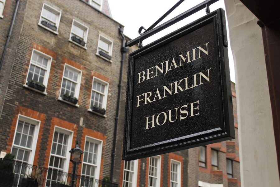 London: Architecture Tour of Benjamin Franklin House - Stairs, seating, and practical limits