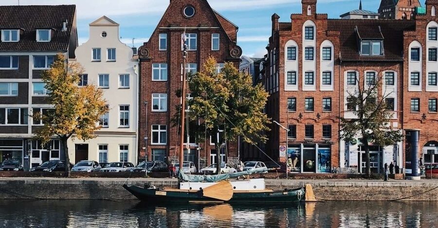 Lübeck: Architecture and Local Craft Private Guided Tour - Buddenbrockhaus and the Changing Face of Old Buildings