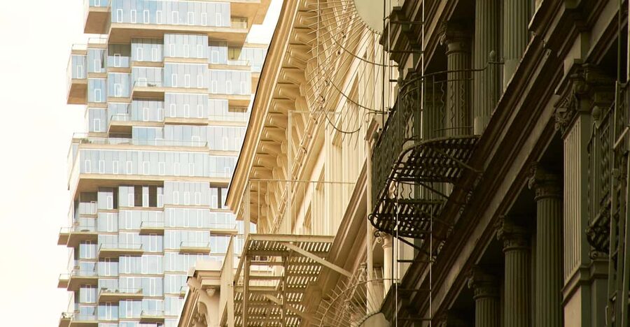 Manhattan Architecture & Urban Design Walk - Building Types You Usually Walk Past
