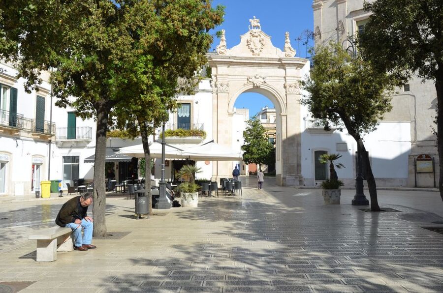 Martina Franca: Baroque and Rococo Architecture Walking Tour - Piazza Roma and the Fountain of the Dolphins