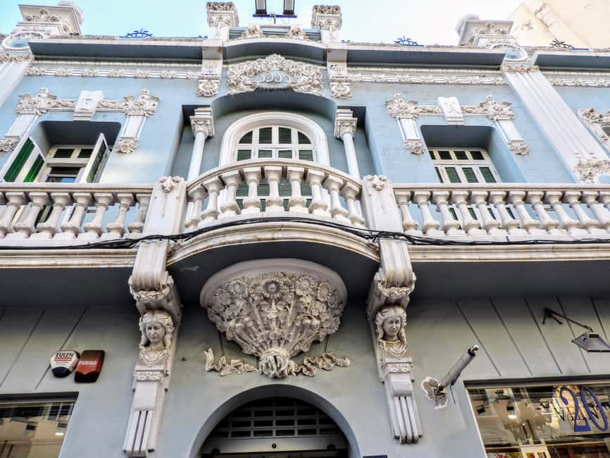 Melilla: Modernist and Art Deco gems - Calle Ejército Español, the first close look