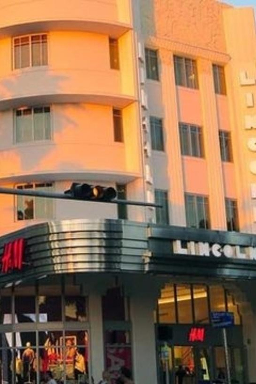 Miami : Art Deco & South Beach Walking Tour with a Guide - Who Will Enjoy This South Beach Walk Most?