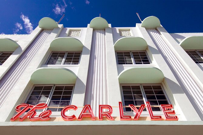 Miami Beach Art Deco & History Bike Tour with Design Enthusiast - Ocean Drive: the main course in 70 minutes