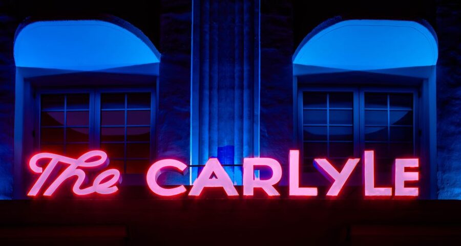 Miami Beach Bar Tour: Art Deco & Neon Lights with Historian - Art Deco architecture under neon lights