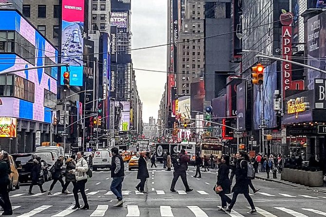 Midtown Manhattan Art and Architecture Walking Tour - Times Square, Media, and the Brill Building