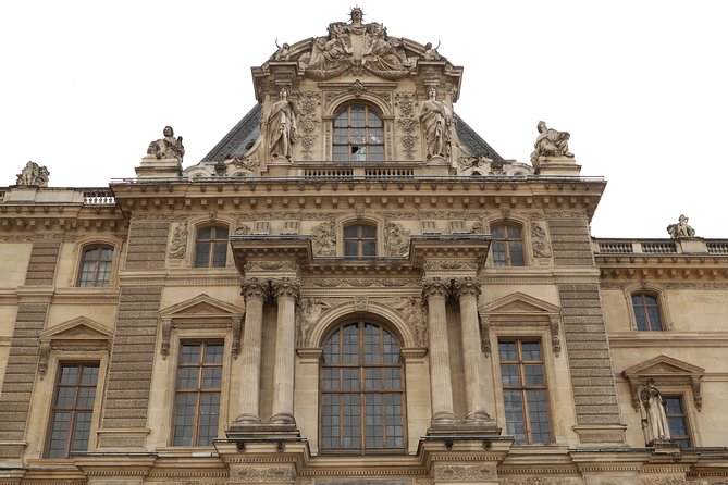 Neoclassical Paris Architecture 2-Hour Private Walking Tour - Palais Brongniart: commerce in classical form