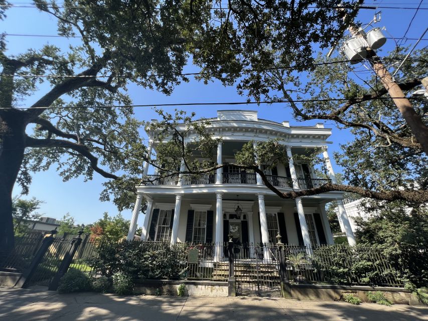 New Orleans : Garden District Architecture Walking tour - Grand houses and the planter families