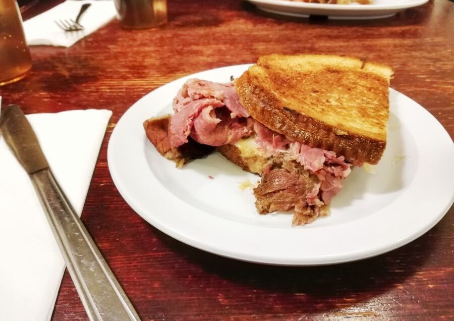 New York City: Flatiron Food, History, and Architecture Tour - Union Square and the Greenmarket connection
