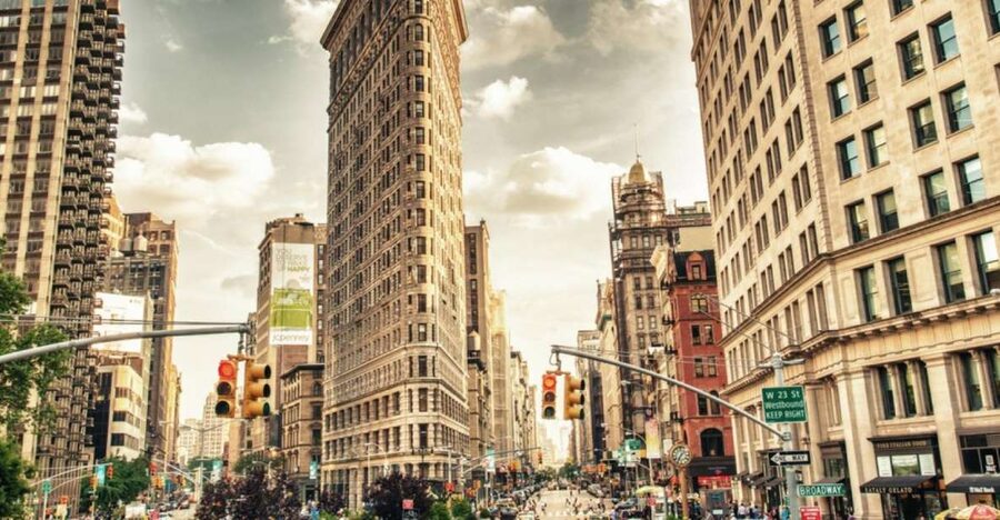 New York City: Flatiron Food, History, and Architecture Tour - Bread’s Bakery brings the route home