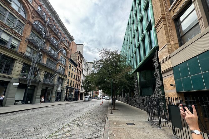 New York Soho and the Village Art and Architecture Tour - Silver Towers and public art in a modern setting