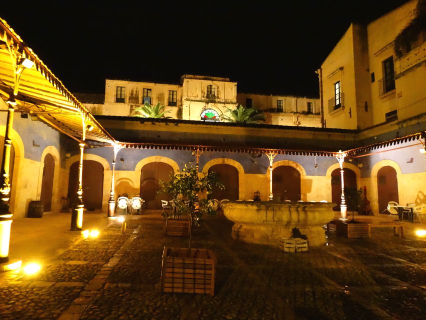 Noto: Sicilian Baroque Architecture Guided Walking Tour - Tina di Lorenzo Theater and the Fountain of Hercules