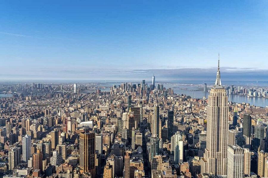 NYC: Midtown Architecture Tour & SUMMIT One Vanderbilt - Price, Pace, and Who Gets the Most Value