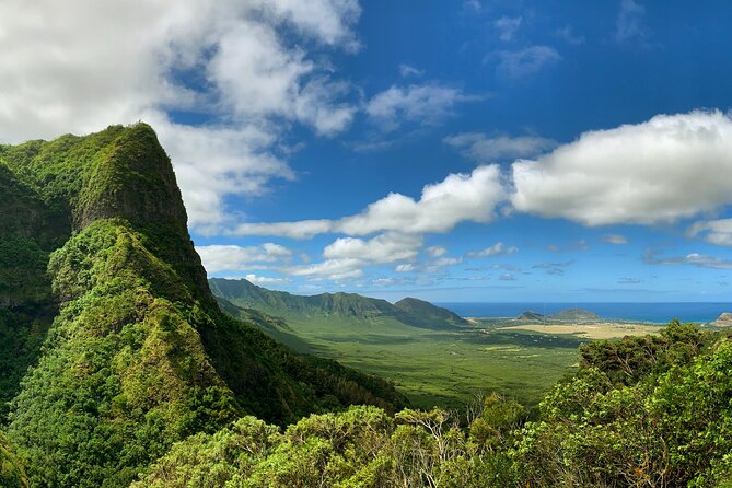 O‘ahu Highlights Private Guided Tour: Landmarks & Architecture - Kawaiahaʻo Church and coral-stone construction