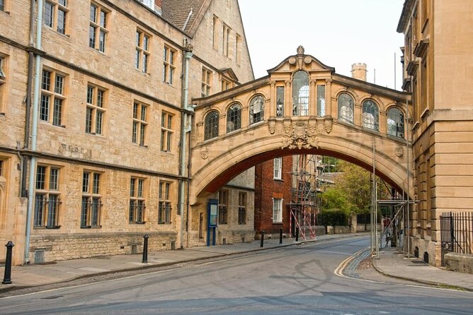 Oxford: 90 minute Architectural & Historical Highlights Tour - Key points to know before you go