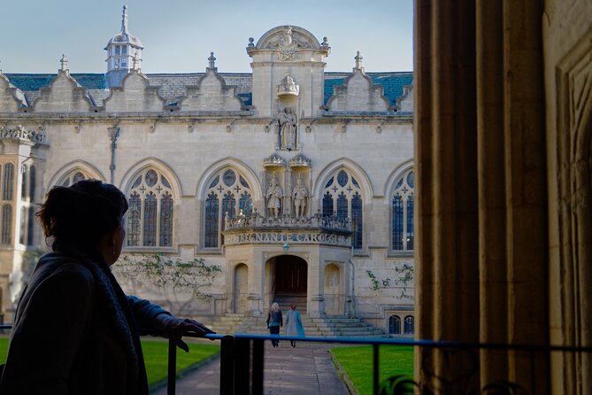 Oxford: 90 minute Architectural & Historical Highlights Tour - Oriel, Corpus Christi, and Merton College