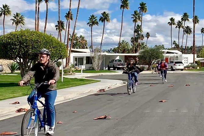 Palm Springs Modernism Architecture & History Bike Tour - Canyon View Estates: a modern setting with movie history