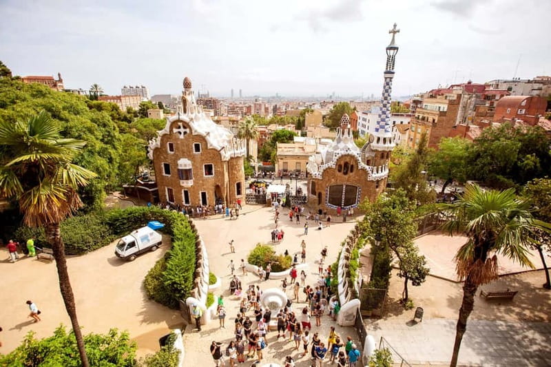 Park Güell: Guided Tour with Optional Gaudí Experience Entry - Why Park Güell deserves a guided visit