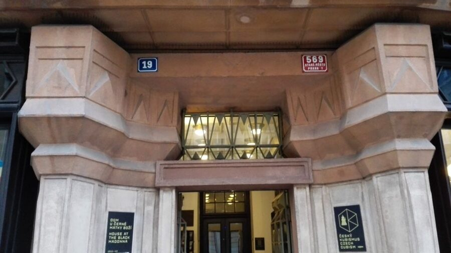 Prague 3-Hour Architectural Tour - Josefov in 30 minutes, where the city’s layers become clear