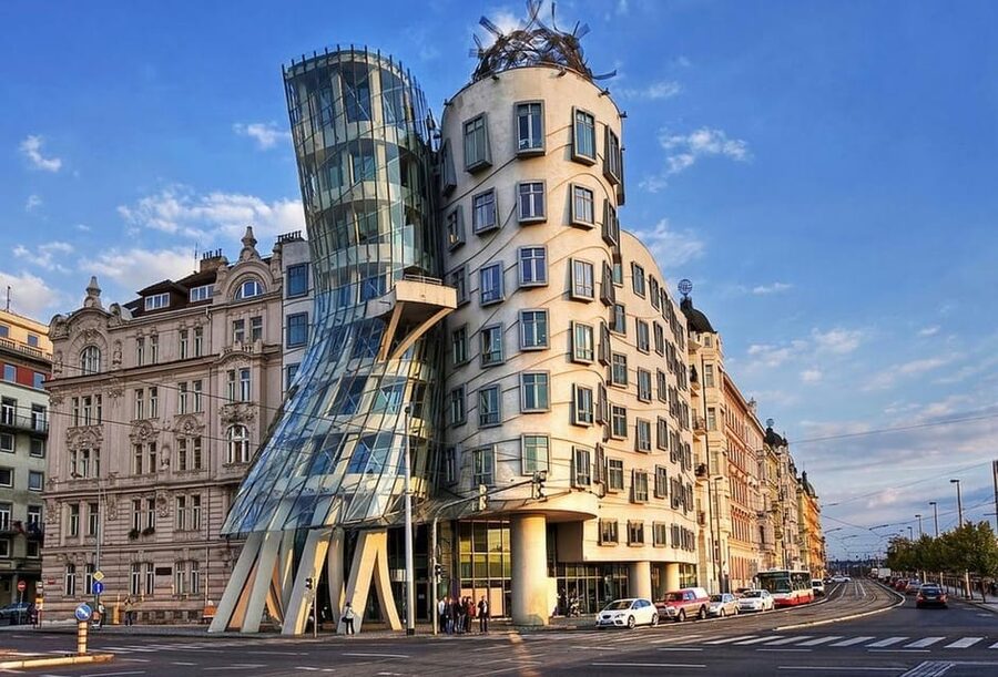Gehry&rsquo;s Dancing House