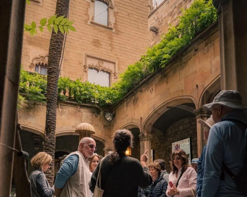 Private Barcelona Modernism and Gaudí Walking Tour - Key points to know before booking