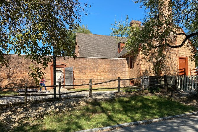 Private Colonial Williamsburg Architectural Tour - Is $195 Per Person a Fair Price?