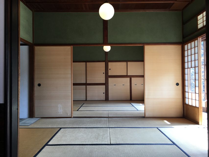 Private Edo-Tokyo Open Air Architectural Museum Tour - What the private guide adds