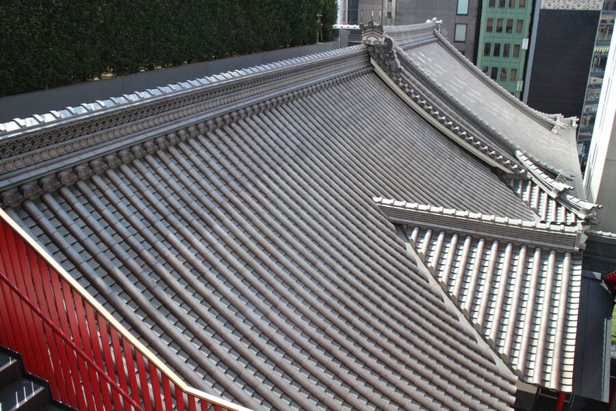 Private Ginza Architecture Tour - Finishing at Ginza 4-chome and the Wako building
