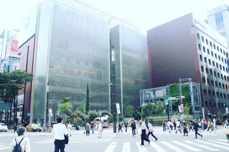 Private Ginza Architecture Tour - Starting at Tsukiji Hongwan-ji temple
