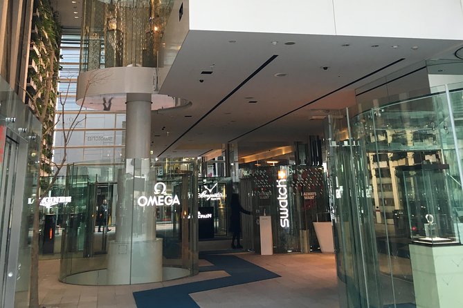 Private Ginza Architecture Walking Tour - Mikimoto buildings, UNIQLO, and the value of comparison