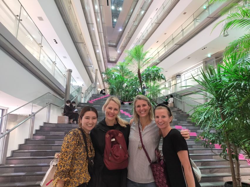 Private Harajuku Omotesando Architecture Tour - A cafe break and a manageable pace