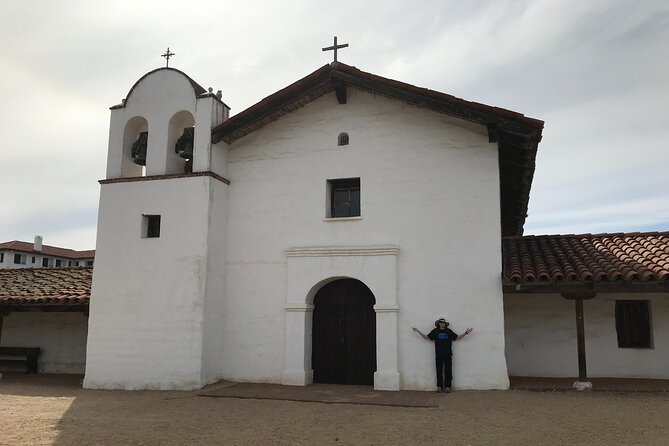 Private Santa Barbara History and Architecture Walking Tour - El Paseo and La Arcada, where architecture becomes a walk