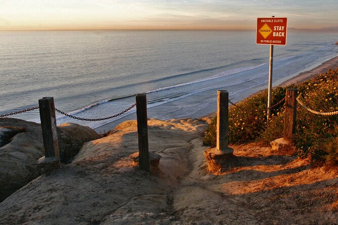 Private Secret La Jolla Art, Viewpoints and Architecture Tour - Julie Kremen’s guiding style