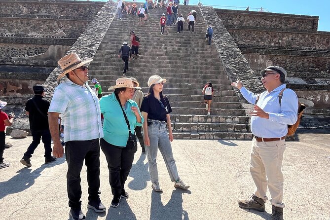 Private Tour to Teotihuacan with Architect from CDMX - Two hours around the Pyramid of the Sun