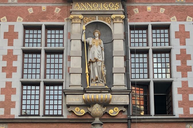 Private Walking Tour of Old Gdańsk with an architect-guide - Great Armoury, a Renaissance Statement