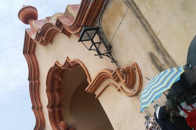 Queretaro: colonial architecture and history - Panteón de los Queretanos Ilustres and the people behind the city