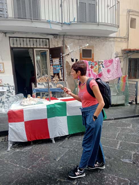 Rione Sanità: tour among street art, architecture, folklore - Casa di Totò and the neighborhood’s human side
