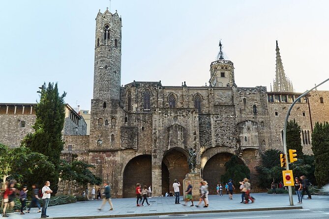 Roman & Gotic & Gaudi in Barcelona: private walking tour - Small squares and narrow streets