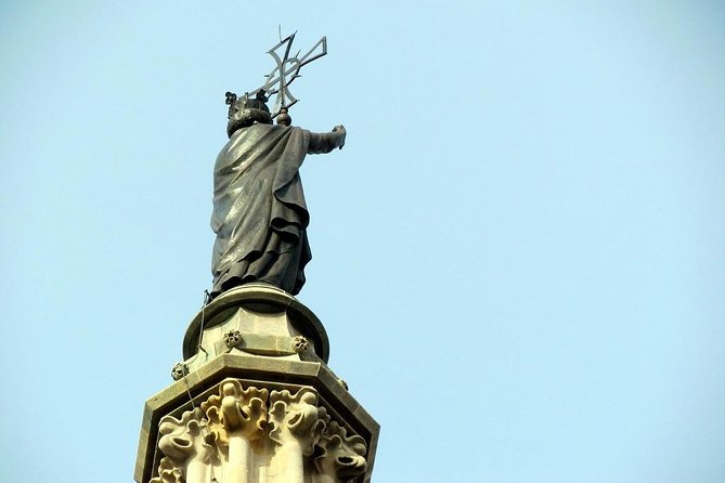 Roman & Gotic & Gaudi in Barcelona: private walking tour - Roman traces and the old city walls