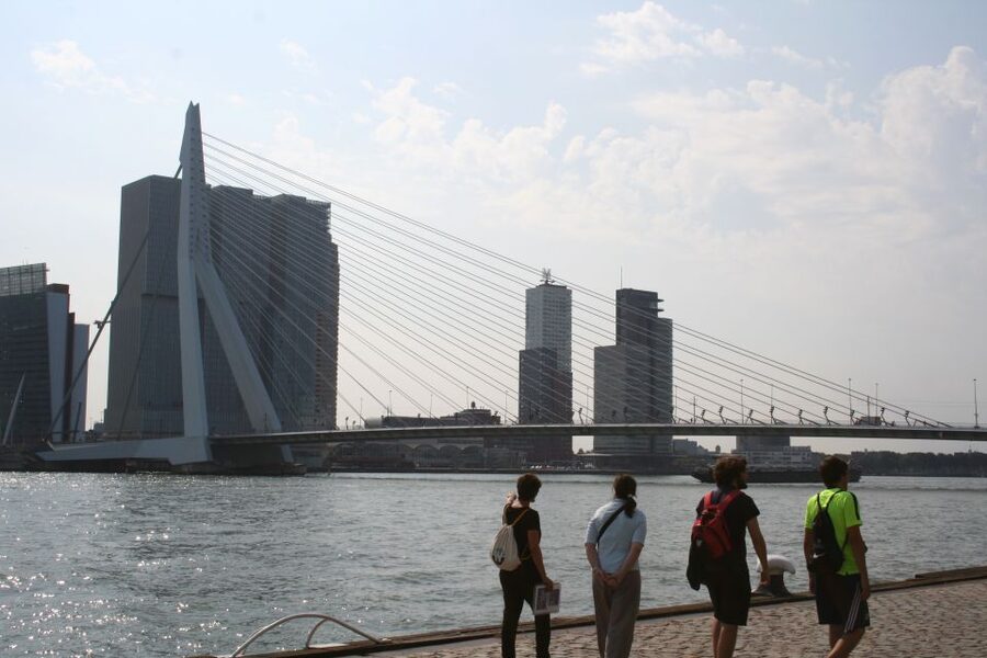 Rotterdam: Architectural Highlights Guided Walking Tour - Guide quality and listening comfort