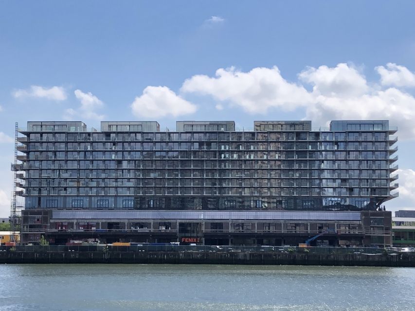 Rotterdam Architecture: Centre and South Bank with watertaxi - Markthal, where food and architecture share one roof