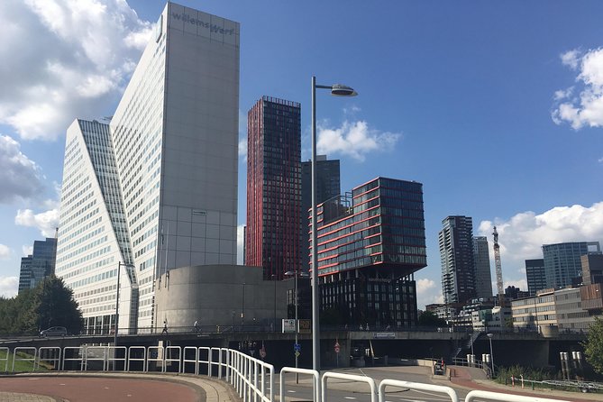Rotterdam Architecture Highlights Walking Tour - Timmerhuis, where design gets playful