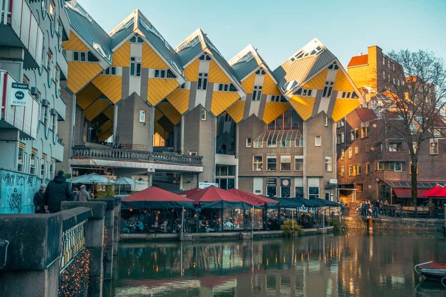 Rotterdam: Highlights, Gems, Architecture & History Walk - Veerhaven and the Maritime Side of the City