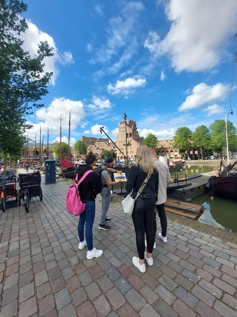 Rotterdam: Highlights, Gems, Architecture & History Walk - Erasmus Bridge and the Modern Skyline