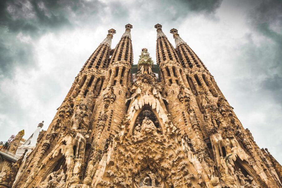 Sagrada Familia & Gaudi Guided Tour Private or Small Groups - Entering the Sagrada Familia