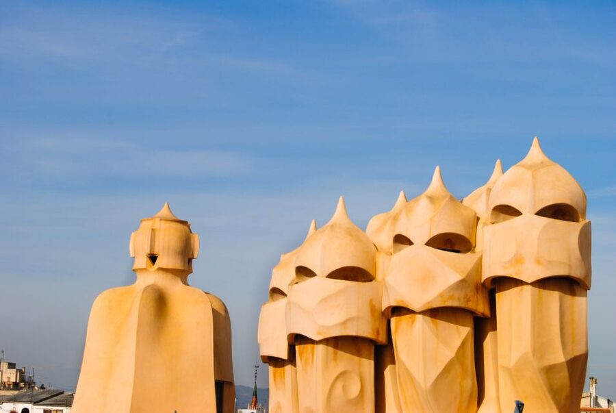 Sagrada Familia & Gaudi Guided Tour Private or Small Groups - Private tour or small group?
