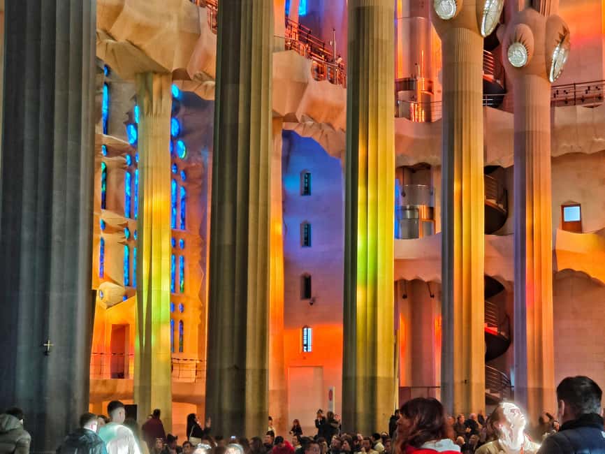 Sagrada Familia Private/Small Group Tour with an architect - Reading the facades instead of just photographing them