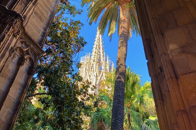 Sagrada Familia Private Tour - Unlock the mysteries of Gaudi - Should you book it?