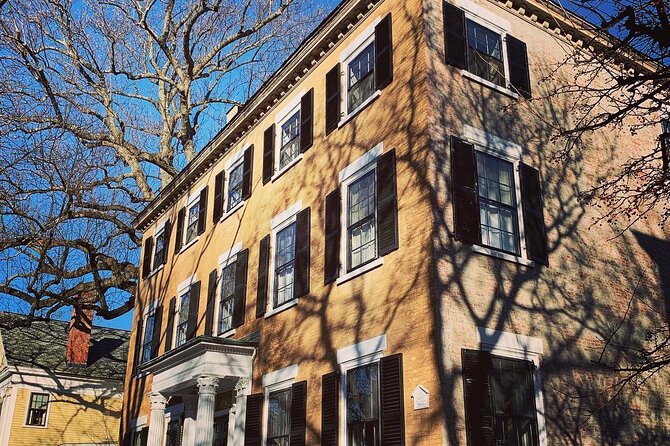 Salem Merchants and Mansions Guided Architecture Walking Tour - Salem Common, Hocus Pocus, and a changing neighborhood