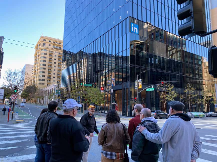 San Francisco: Downtown Architecture & Public Art Tour - Salesforce Tower and the rooftop park